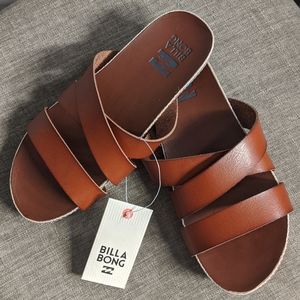 BRAND NEW! Billabong Sandals Perfect for Summer
